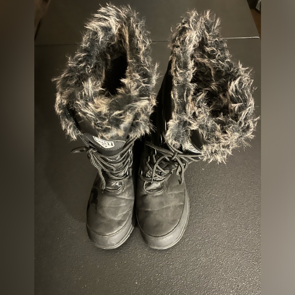 QUEST WEMONS BOOTS